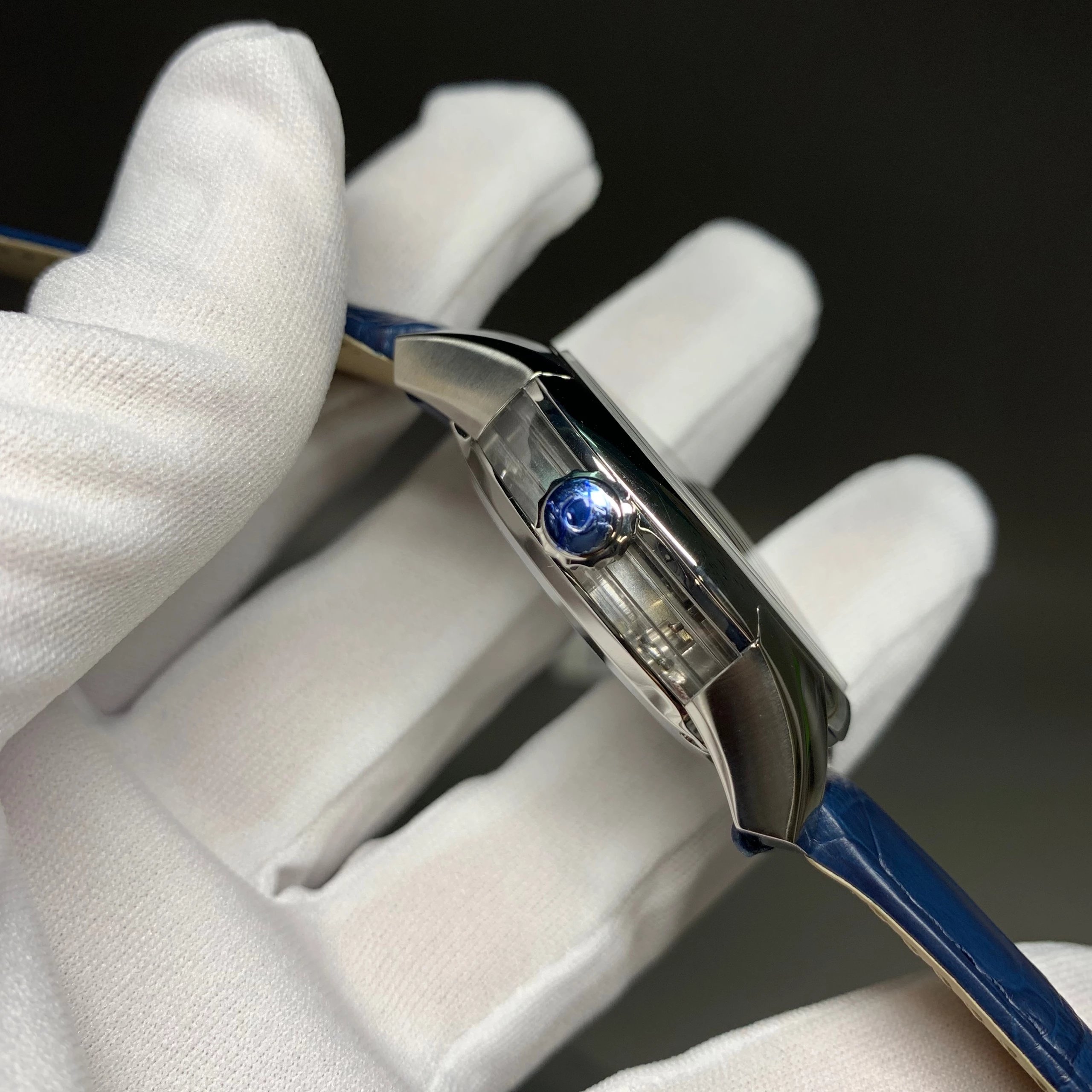 s廠歐米茄蝶飛繫列433.33.41.21.03.001明亮之藍鱷魚皮男士機械錶最好的版本-高仿錶