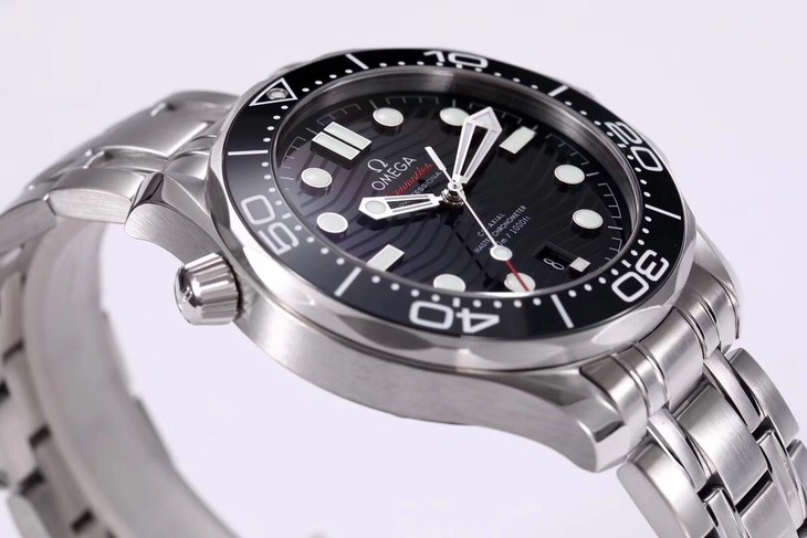 VS歐米茄海馬300米三色均購入正品頂級高仿全繫列升級V2版-高仿錶