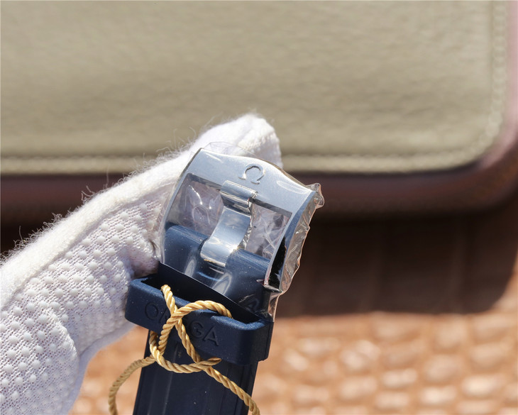 VS歐米茄海馬300米繫列升級V2版唯一與正品完全一致避震器的廠家-高仿錶