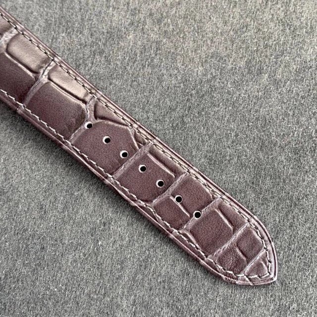 ZF廠歐米茄蝶飛系列424.13.40.21.02.001動能顯示經典白盤皮帶手表-高仿錶