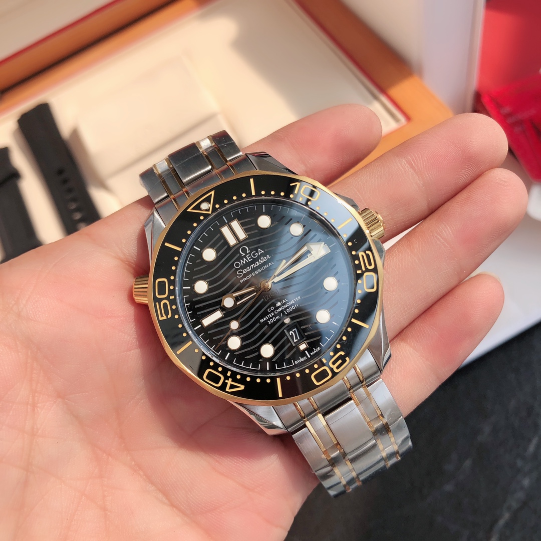 勞力士頂級版本高仿錶搭載獨有的原版一致8800機械機芯-高仿錶