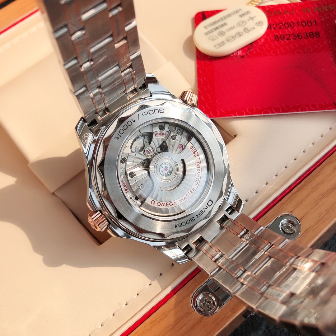 勞力士復刻錶42mm頂級版本潛水錶多重防水旋入式錶冠-高仿錶