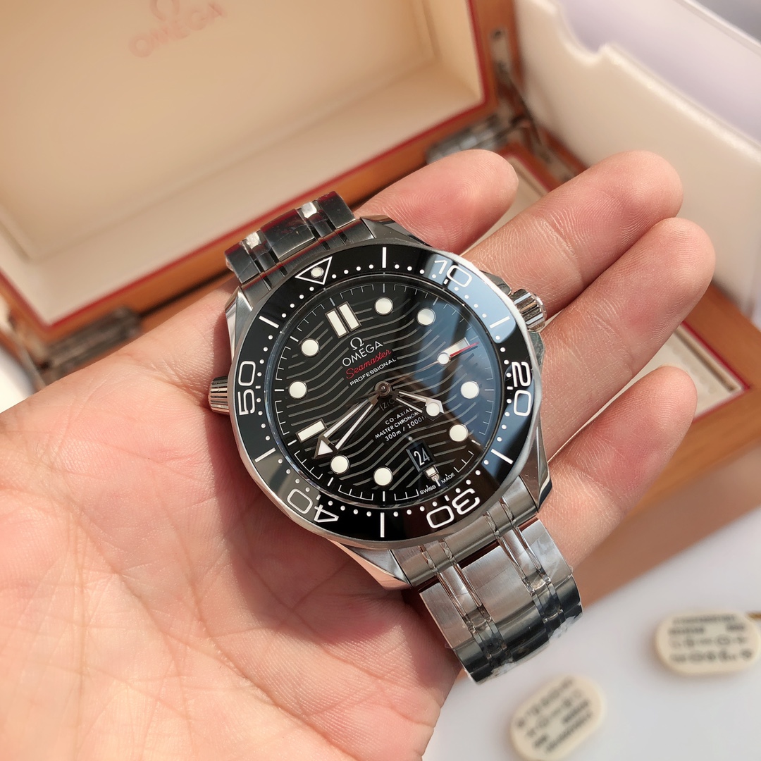 OMEGA歐米茄復刻錶海馬繫列海洋宇宙300m同軸·至臻天文臺42mm潛水錶-高仿錶