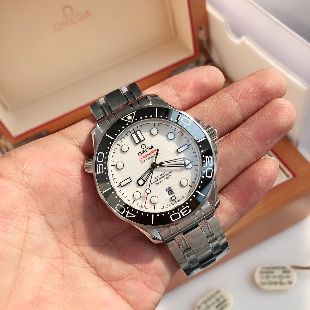 OMEGA歐米茄復刻錶海馬繫列海洋宇宙300m同軸·至臻天文臺42mm潛水錶-高仿錶
