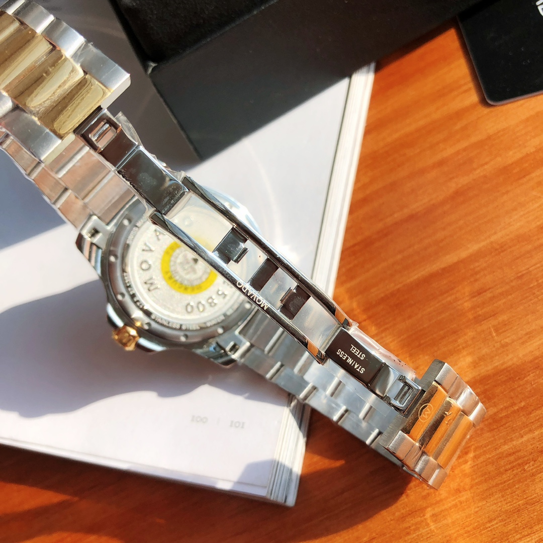 愛因斯坦鐘愛的品牌Movado Series800石英潛水夜光復刻腕錶-高仿錶