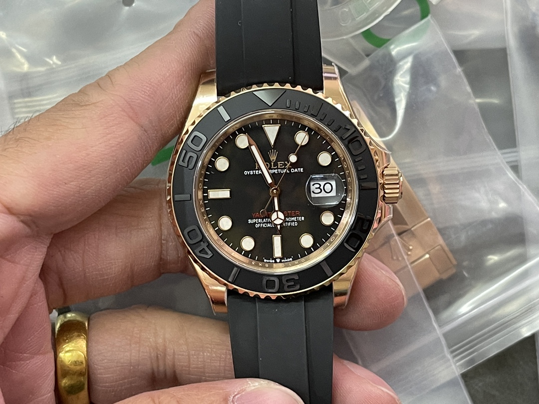 Clean廠 C廠 勞力士 金遊艇40mm頂級高仿錶-高仿錶